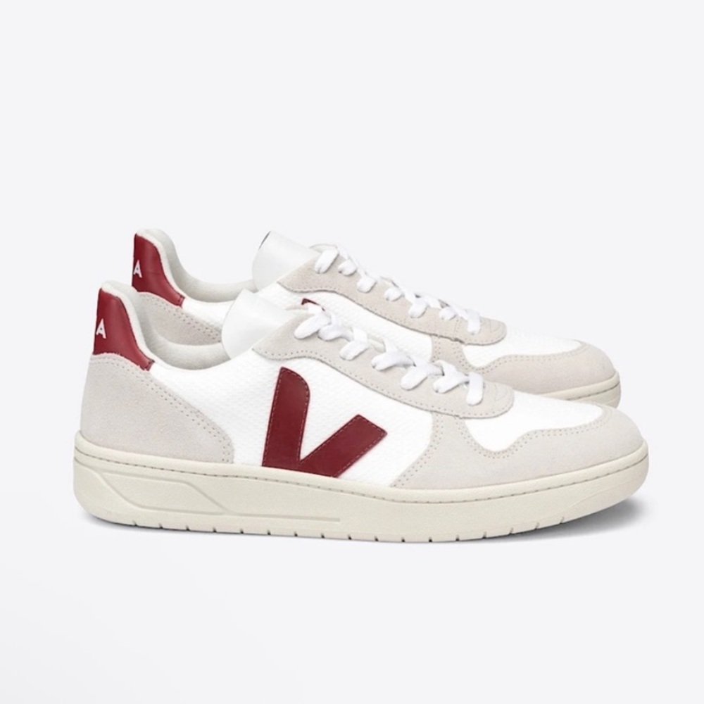 Veja V-10 BMesh sneakers in Marsala size 39